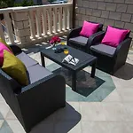 City Apartments Lani 4